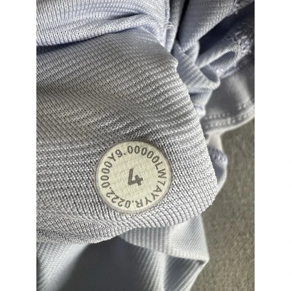Lululemon Hotty Hot Low-Rise Short 2.5
